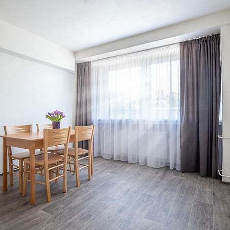 Apartmany A Studia Zamecky Park Litvínov エクステリア 写真